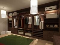 Классическая гардеробная комната из массива с подсветкой Иваново