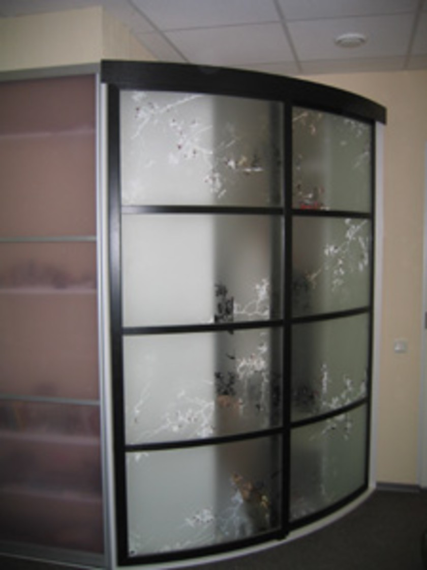 Шкаф купе радиусный с рисунком на стекле Иваново